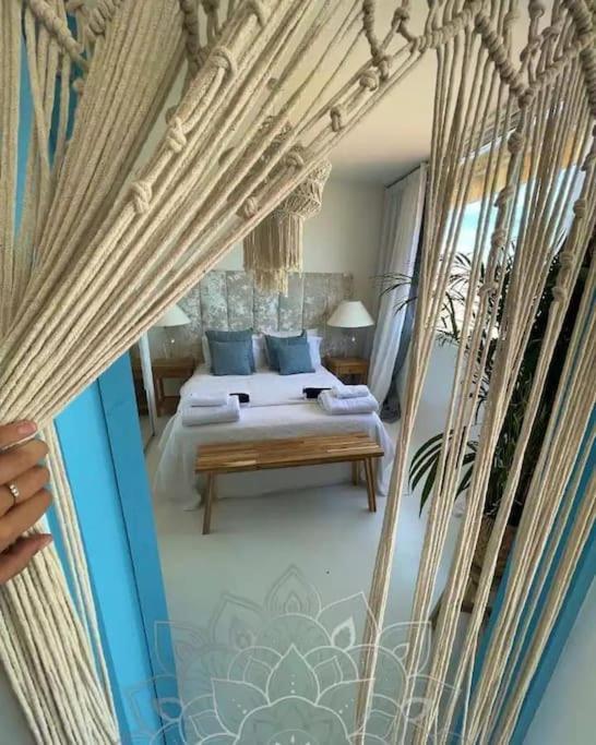 Beach Front Apartment ยิบรอลตาร์ ภายนอก รูปภาพ